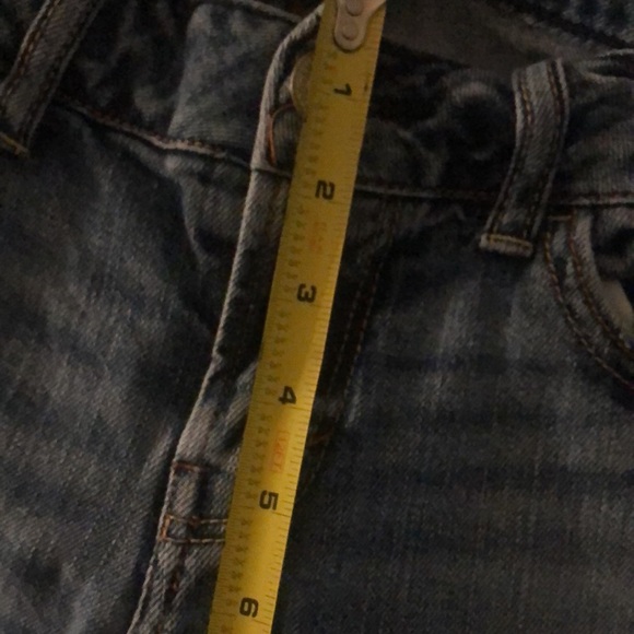 AMERICAN EAGLE HIPSTER STRETCH Jeans Relaxed fit. Size 4. Wider leg. 31”… - Picture 3 of 7